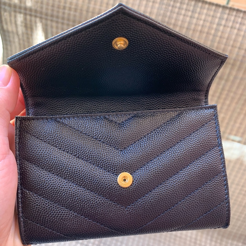 ❌SOLD❌NWT Saint Laurent Monogram Small Wallet - Picture 3 of 8